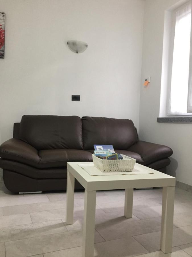 Appartement Casa Stefania à Mandello del Lario Extérieur photo