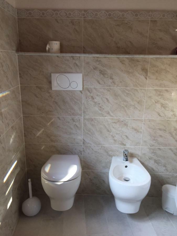 Appartement Casa Stefania à Mandello del Lario Extérieur photo