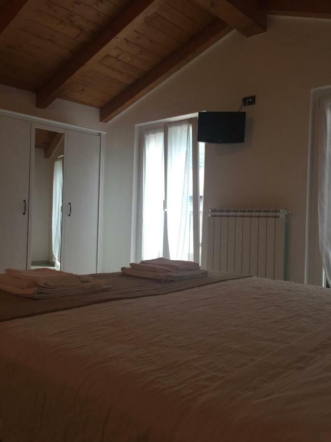 Appartement Casa Stefania à Mandello del Lario Extérieur photo