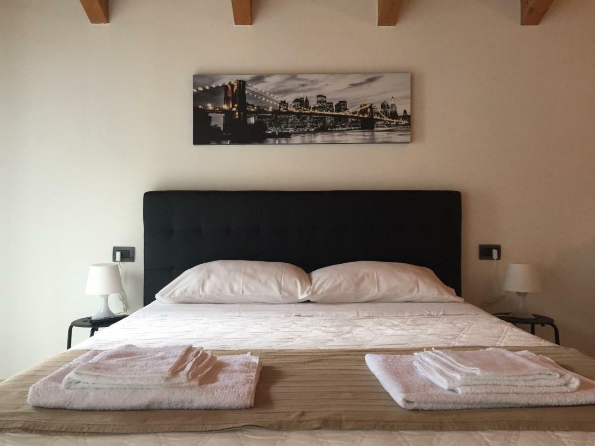 Appartement Casa Stefania à Mandello del Lario Extérieur photo